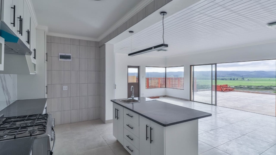 3 Bedroom Property for Sale in Fraaiuitsig Western Cape